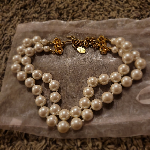 VTG Carolee Pearl & golden chain link necklace - Picture 3 of 12
